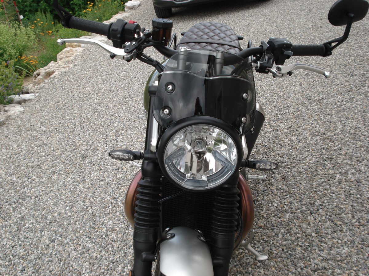 10.JPG