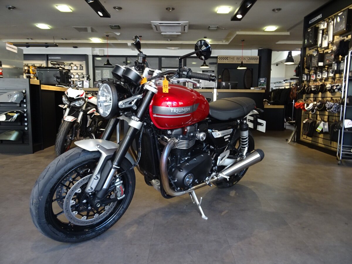 photo-annonce-triumph-speed-twin-1200_64d4dcd702987854068698.jpeg