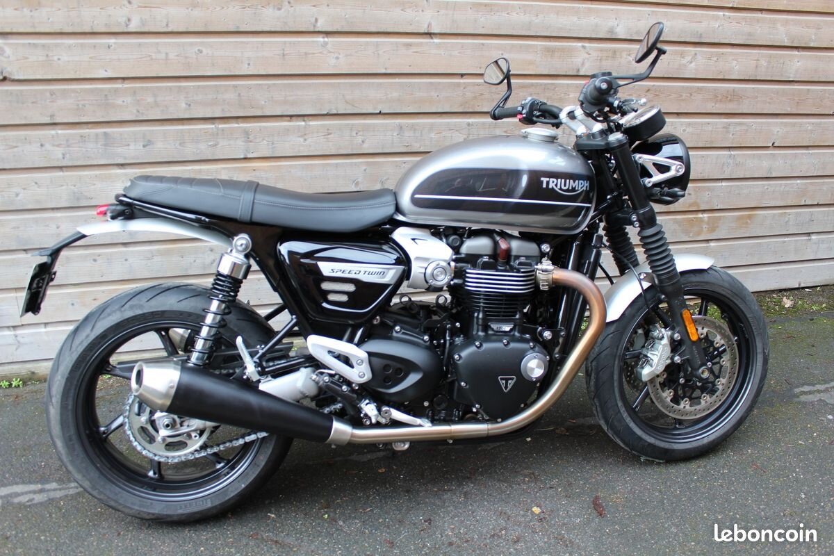 Speed Twin 1200 Moto 77 - 5.jpeg