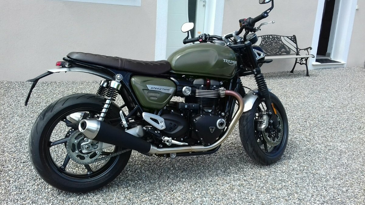 speed twin 2.jpg