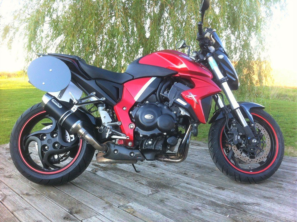 Honda CB1000R 1.jpg