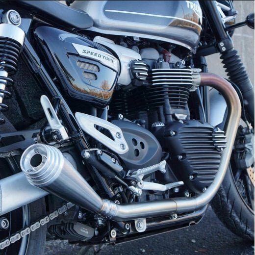 saturn-v-exhaust-system-speed-twin-thruxton-brushed-p2324-7064_medium.jpg